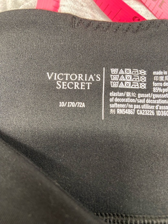 Victoria’s Secret Black Performance Leggings Size 10 - Picture 7 of 7
